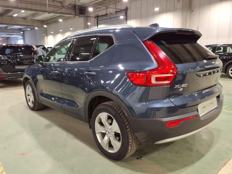 Volvo XC40 T3 Momentum Pro LED Virtual Navi KeylessGo Klima PDC ... #4